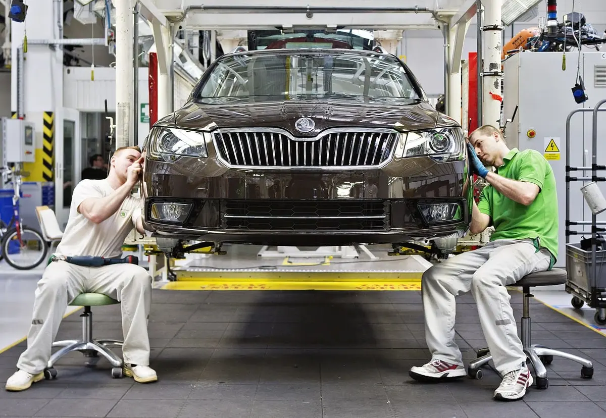 Оператор на производство деталей для автомобилей Skoda — фото 4