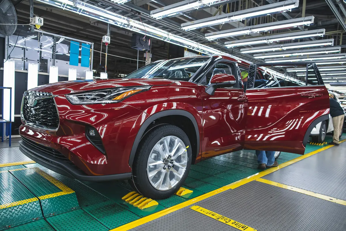 Рабочий на автомобильный завод TOYOTA — фото 4