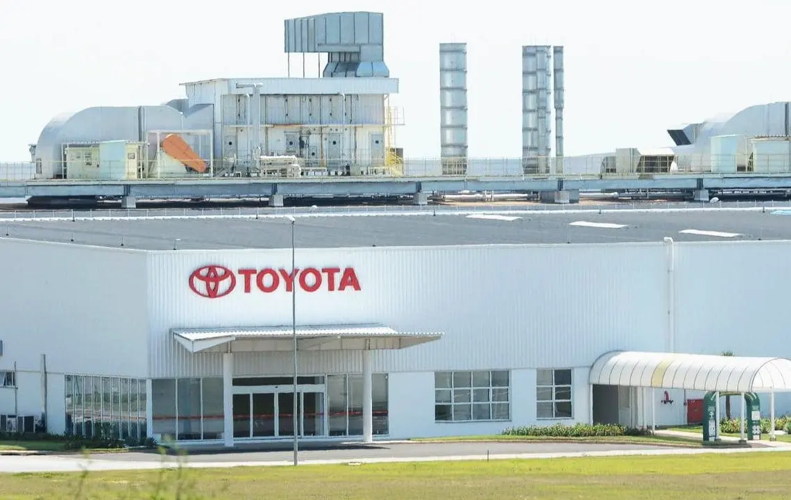 Рабочий на автомобильный завод TOYOTA — фото 5