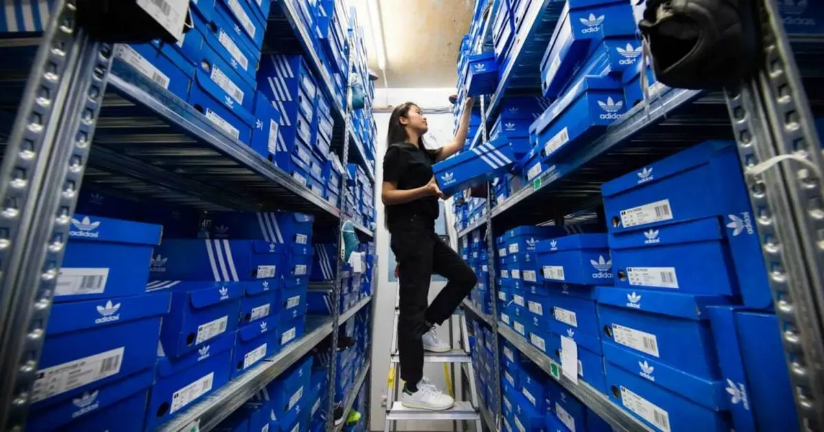 Комплектовщик на склад одежды Adidas