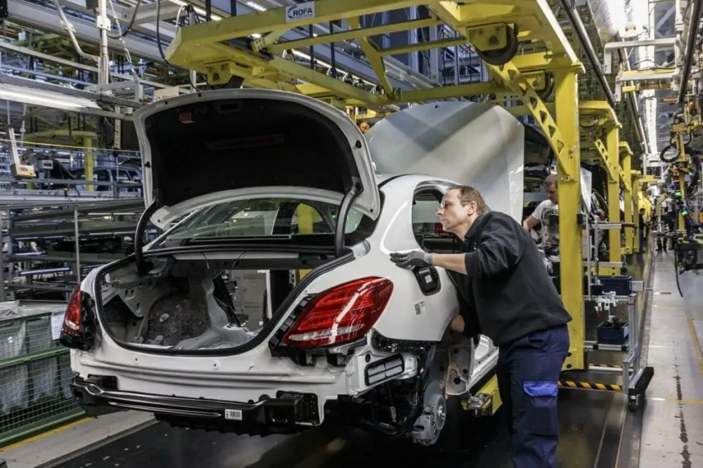 Комплектовщик сидений для MERCEDES-BENZ — фото 2